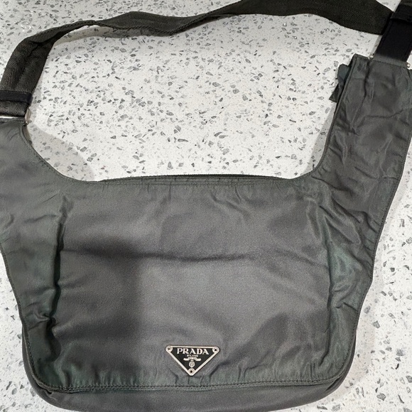 Vintage Prada Tessuto Crossbody Messenger Bag Authentic Unisex - Picture 1 of 16